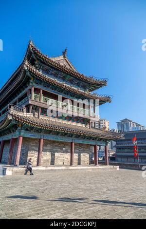 Ansicht der kunstvollen Stadtmauer von Xi'an, Provinz Shaanxi, Volksrepublik China, Asien Stockfoto