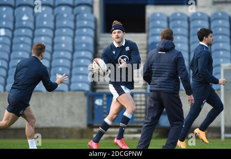 21.-Nov--20.BT Murrayfield Stadium. Edinburgh.Scotland.UK Schotten RugbyTeam laufen für France Match . Blair Kinghorn (Edinburgh) Quelle: eric mccowat/Alamy Live News Stockfoto