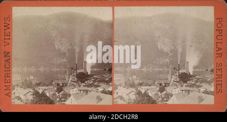 Cold Spring., Van Wagner, E. & H.T. Anthony (Firma), ca. 1855-ca. 1930, Fabriken, New York (Staat), Hudson River Valley (N.Y. und N.J.), Storm King Mountain (N.Y.), Cold Spring (N.Y. Stockfoto