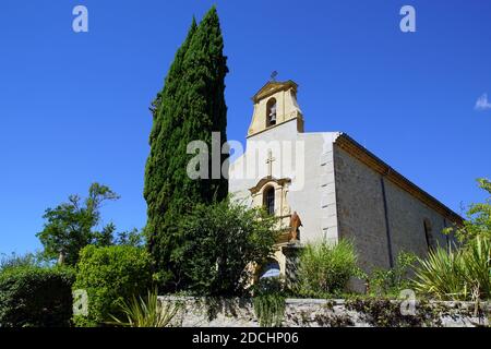 St. Joseph Kirche im Dorf Le Tholonet in der Nähe von Aix-en-Provence, Frankreich Stockfoto