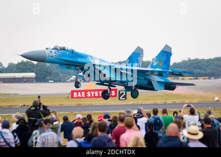Die ukrainische Luftwaffe Sukhoi Su-27 Kampfflugzeuge starten von der RAF Fairford Airbase. Großbritannien – 13. Juli 2018 Stockfoto