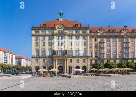 Historische Gebäude am Altmarkt in Dresden Stockfoto