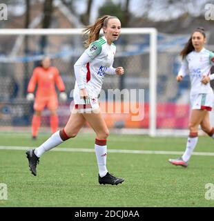 Knokke, Belgien. November 2020. OHL's Sari Kees während eines weiblichen Fußballspiels zwischen Club Brugge Dames YLA und Oud Heverlee Leuven am 8. Spieltag der Saison 2020 - 2021 der belgischen Scooore Womens Super League, samstag, 21. November 2020 in Knokke, Belgien. FOTO SPORTPIX.BE - David CATRY David Catry - Sportpix.be - SPP Quelle: SPP Sport Press Foto. /Alamy Live Nachrichten Stockfoto