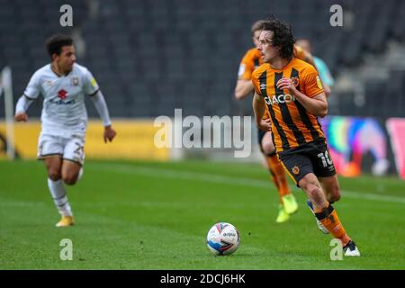 MILTON KEYNES, ENGLAND. NOVEMBER. Hull City's George Honeyman während der ersten Hälfte der Sky Bet League ein Spiel zwischen MK Dons und Hull City im Stadion MK, Milton Keynes am Samstag, 21. November 2020. (Kredit: John Cripps - MI News) Kredit: MI Nachrichten & Sport /Alamy Live Nachrichten Stockfoto