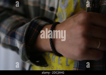 Tragbares Unisex-Armband. Top Fashion Armband. Hochwertige Fotos Stockfoto