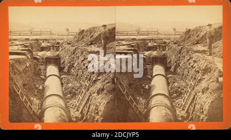 Oktober 31 1877. Blick auf Tore auf Sudbury River Pipeline unter Abfluss Gate House, Chestnut Hill Reservoir, Blick nach Süden., still image, Stereogramme, 1877 Stockfoto