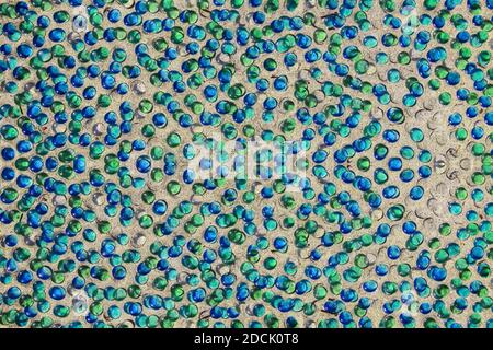 Glassteine. Crystal Mineral natürliche raue bunte Oberfläche. Stockfoto