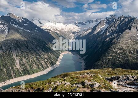 Blick vom Berliner Höhenweg auf den Schlegeisstausee, Schlegeisstausee, Zillertaler Alpen, Schlegeiskeesgletscher, Zillertal, Tirol, Österreich Stockfoto