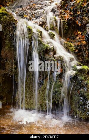 Harnbacher Wasserfall, nahe Brachland Harnbach, Bezirk Hartenstein, Mittelfranken, Hersbrucker Alb, Franken, Bayern, Deutschland Stockfoto