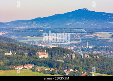 Hruba Skala (Groß Skal): Burg Hruba Skala, Berg Jested (Jeschken) im Böhmischen Paradies, Cesky raj, Böhmisches Paradies, Liberecky, Liberec Regi Stockfoto