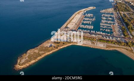 Marina von Agios Kosmas, direkt neben dem alten Flughafen von Elliniko in Athen, Griechenland Stockfoto