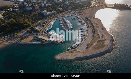 Die dritte Marina von Glyfada, an der Südküste von Athen In der Nähe des alten Flughafens von Elliniko Stockfoto