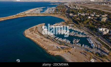 Die dritte Marina von Glyfada, an der Südküste von Athen In der Nähe des alten Flughafens von Elliniko Stockfoto