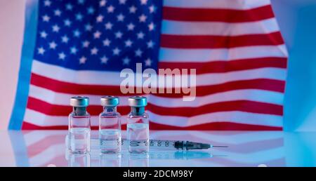 COVID-19 Coronavirus-Impfstoff hergestellt in den USA. Corona-Virus-Impfstoffforschung. Stockfoto