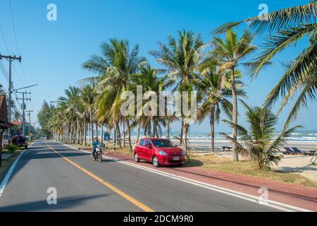 Sam ROI Yot Strand und Dolphin Bay südlich von Hua hin in der Prachuap Khiri Khan Provinz in Thailand Stockfoto