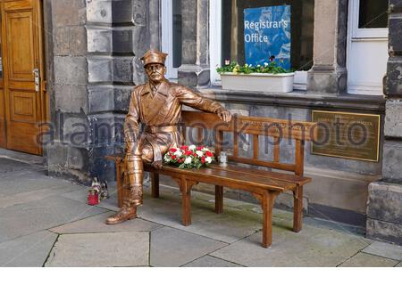 General Stanisław Maczek, 1892 – 1994, war ein polnischer Panzerkommandeur während des Zweiten Weltkriegs, Gedenkstätte an den City Chambers, Edinburgh. Vorgestellt im Jahr 2018. Stockfoto