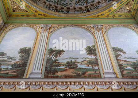 Innenansicht des Kaiserlichen Harems im Topkapi-Palast, einem großen Museum im Osten des Istanbuler Stadtteils Fatih in der Türkei. Stockfoto