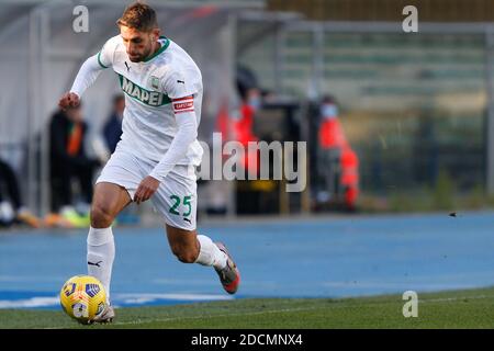 Marcantonio Bentegodi Stadion, Verona, Italien. November 2020. Domenico Berardi (US Sassuolo Calcio) während Hellas Verona vs Sassuolo, Italienischer Fußball Serie A Spiel - Foto Francesco Scaccianoce/LM Credit: Ettore Griffoni/Alamy Live News Stockfoto