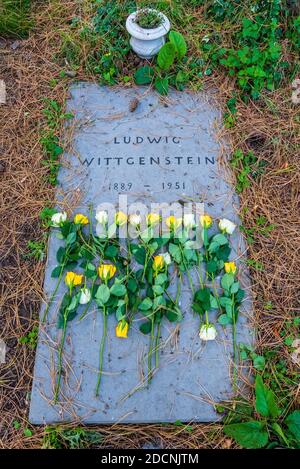 Ludwig Wittgensteins Grab - die letzte Ruhestätte der Philosoph Ludwig Wittgenstein in der Himmelfahrt Pfarrei Grabstätte, Cambridge. Stockfoto