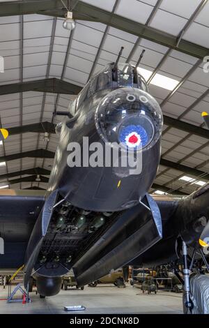 Lancaster Bomber (NX611) aus dem Zweiten Weltkrieg, 'Just Jane', Lincolnshire Aviation Heritage Museum, East Kirkby, Spilsby, Lincs, Großbritannien. Stockfoto