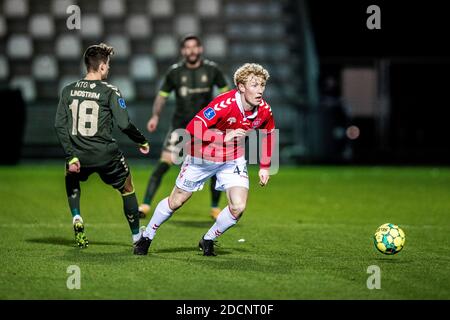 Vejle, Dänemark. November 2020. Tobias Molgaard (44) von Vejle Boldklub beim 3F Superliga Match zwischen Vejle Boldklub und Brondby IF im Vejle Stadion in Vejle. (Foto Kredit: Gonzales Foto/Alamy Live News Stockfoto