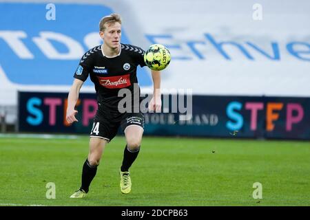 Odense, Dänemark. November 2020. Rasmus Vinderslev (24) von Sonderjyske beim 3F Superliga-Spiel zwischen Odense Boldklub und Sonderjyske im Naturpark Odense. (Foto Kredit: Gonzales Foto/Alamy Live News Stockfoto