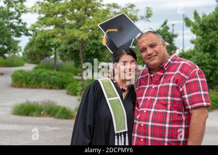 Toronto, Kanada, Abschluss am Centennial College. Echte Szene Stockfoto