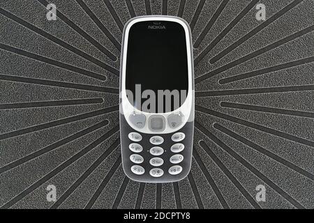 Nokia 3310 neue Version Neuauflage Stockfoto
