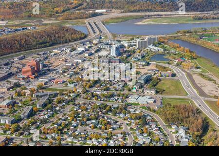 Luftaufnahme der Innenstadt von Fort McMurray, Alberta Kanada. Stockfoto
