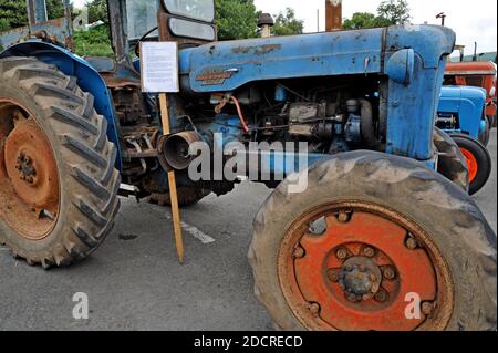 Vintage Fordson Traktor auf der 100. Royal Welsh Show 2019, Builth Wells Stockfoto