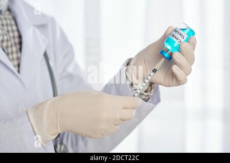 Impfstoff gegen Covid-19 Stockfoto
