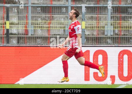 Würzburg Deutschland. 22. Nov, 2020. Goalschuetze David KOPACZ (WUE) jubelt über das Tor zu 2: 1 für die Kickers Würzburg, Fußball 2. Bundesliga, 8. Spieltag, FC Kickers Würzburg (WUE) - Hannover 96 (H) 2: 1 am 22. November 2020 in Würzburg Deutschland. ¬ Nutzung weltweit Credit: dpa/Alamy Live News Stockfoto