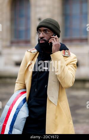 Street style, Ankunft in Thom Browne Herbst-Winter 2018-2019 Menswear Show in Beaux Arts, in Paris, Frankreich, am 20. Januar 2018 statt. Foto von Marie-Paola Bertrand-Hillion/ABACAPRESS.COM Stockfoto