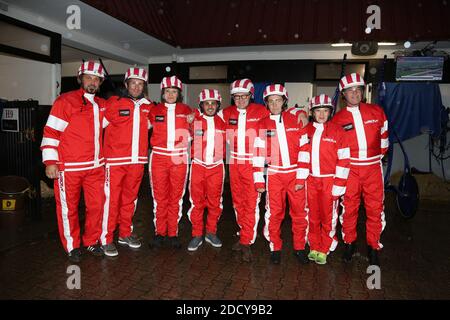 Lionel Charbonnier, Gilbert Brisbois, Maitena Biraben, Brahim Asloum, Eric Brunet, Daniel Riolo, Sarah Pitkowski et Alain Marschall lors de 'Le defi RMC' a l'Hippodrome de Vincennes, a Vincennes, Frankreich, le 21 Janvier 2018. Foto von Jerome Domine/ABACAPRESS.COM Stockfoto