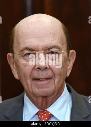 Handelsminister Wilbur Ross nimmt an der Unterzeichnungszeremonie der Proklamationen der Sektion 232 über Stahl- und Aluminiumimporte im Weißen Haus in Washington, DC, USA, 8. März 2018 Teil. Foto von Olivier Douliery/ABACAPRESS.COM Stockfoto