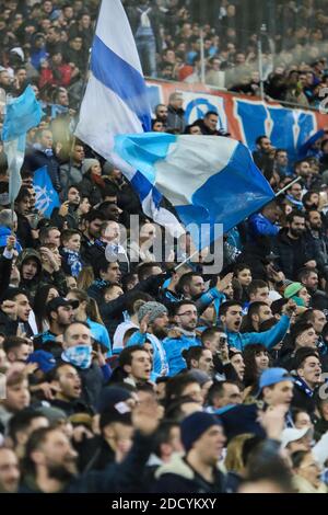 Marseille Fans während der UEFA Europa League Runde des Fußballspiel 16, Olympique de Marseille gegen Athletic Club Bilbao im Stade Vélodrome in Marseille, Frankreich am 8. März 2018. Foto von Guillaume Chagnard/ABACAPRESS.COM Stockfoto