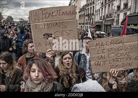Französische Rentner nehmen an einer Demonstration Teil. Sie protestieren gegen das Regierungsprojekt, sie mehr zu besteuern (Erhöhung der CSG). Am 15. März 2018 in Paris, Frankreich. Foto von Khanh Renaud/ABACAPRESS.COM Stockfoto