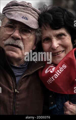 Französische Rentner nehmen an einer Demonstration Teil. Sie protestieren gegen das Regierungsprojekt, sie mehr zu besteuern (Erhöhung der CSG). Am 15. März 2018 in Paris, Frankreich. Foto von Khanh Renaud/ABACAPRESS.COM Stockfoto