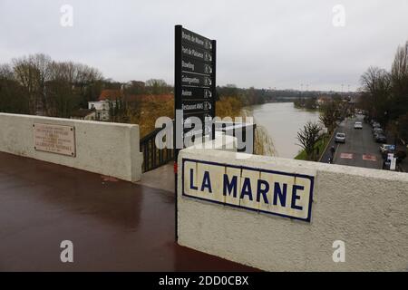 Die Flut von La Marne in Joinville-Le Pont bei Paris, Frankreich, am 28. Januar 2018 Foto von Henri Szwarc/ABACAPRESS.COM Stockfoto