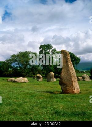 Long Meg und ihre Töchter Stehen Stein & Stein Kreis, Cumbria, England, UK: Ansicht E zeigt die vier Portalsteine des Ring's SW Eingang. Stockfoto