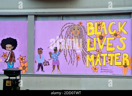Gemälde von schwarzen Leben Materie Protest Wand Kunst in San Louis Obispo California im november 2020 Stockfoto
