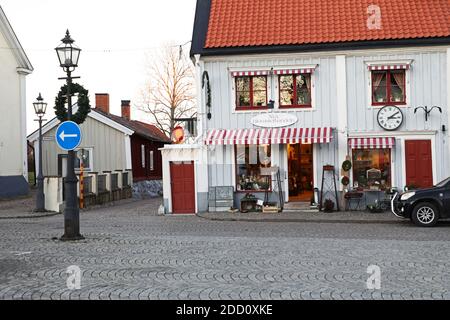 SKÄNNINGE, SCHWEDEN - 20. NOVEMBER 2020: Der große Platz in Skänninge. Foto Jeppe Gustafsson Stockfoto