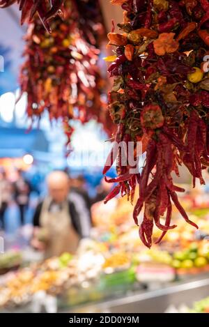 Red Chili Peppers Beim Street Food Market Stockfoto