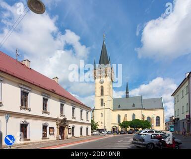 Dvur Kralove nad Labem (Königinhof an der Elbe) : Kirche des heiligen Johannes des Täufers in , Kralovehradecky, Region Hradec Kralove, Region Königgrätzer, C Stockfoto