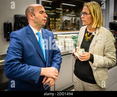 Leiter Service im Hotel Alàbriga, Sant Feliu de Guíxols, Spanien Stockfoto