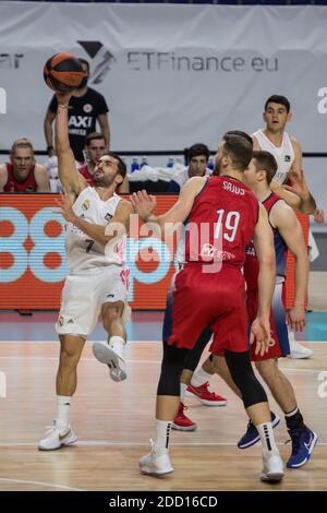 Madrid, Spanien. November 2020. Facundo Campazzo während Real Madrid Sieg über BAXI Manresa (100 - 78) in Liga Endesa regulären Saison Spiel (Tag 12) gefeiert in Madrid (Spanien) im Wizink Center. November 2020. (Foto: Juan Carlos García Mate/Pacific Press/Sipa USA) Quelle: SIPA USA/Alamy Live News Stockfoto