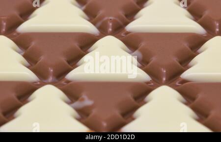 Cadbury Dairy Milk Winter Wonderland Edition - Weihnachtsbaum Geformt Schokoladen-Bar Stockfoto