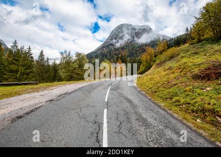 Die Seidenbergklamm ist eine 600m lange Schlucht bei Weissbach, Österreich Stockfoto