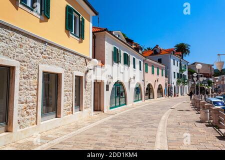 Herceg Novi Altstadt Hauptstraße, am Eingang zur Bucht von Kotor in Montenegro Stockfoto