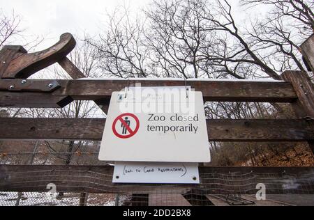 Zeichen Der Toronto Zoo Am Eingang In Toronto Kanada Toronto Zoo Ist Kanada Der Grosste Zoo Mit Mehr Als 5 000 Tieren Stockfotografie Alamy